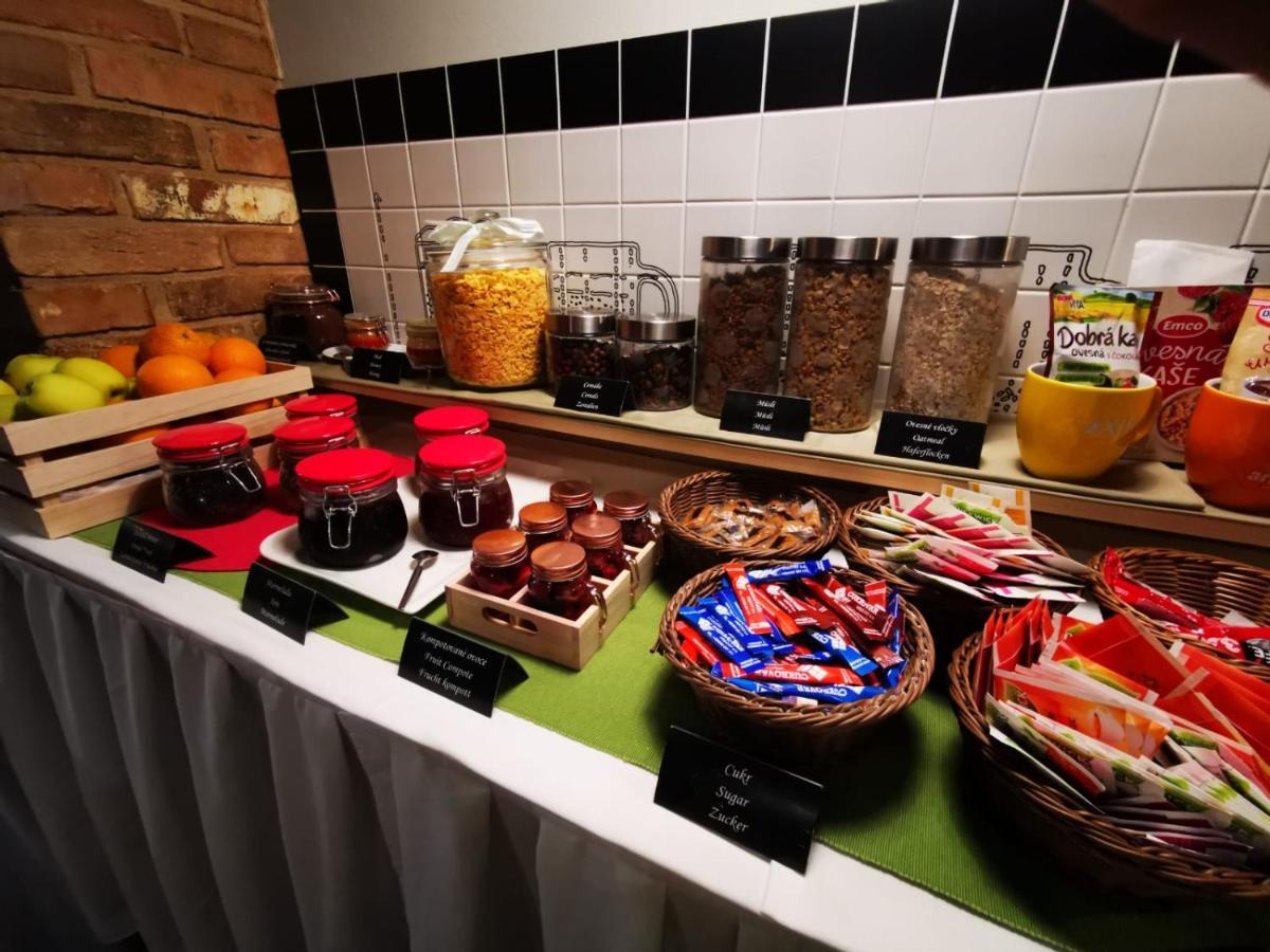Hotel U Cisare Iii. Mělník Zewnętrze zdjęcie