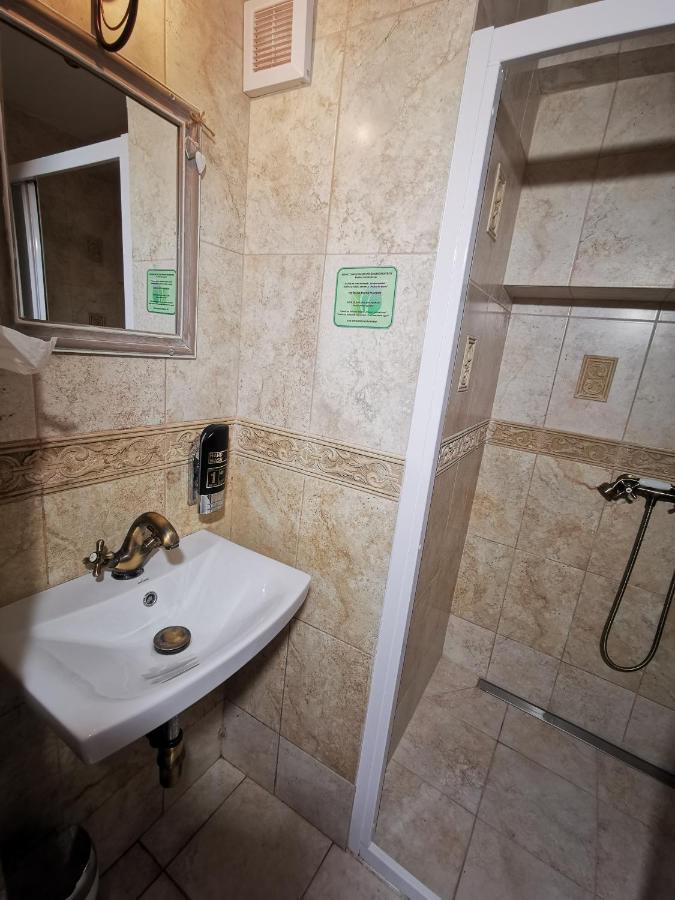 Hotel U Cisare Iii. Mělník Zewnętrze zdjęcie