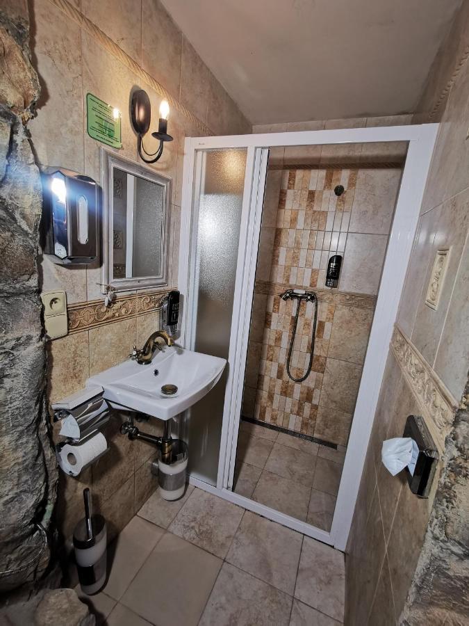 Hotel U Cisare Iii. Mělník Zewnętrze zdjęcie